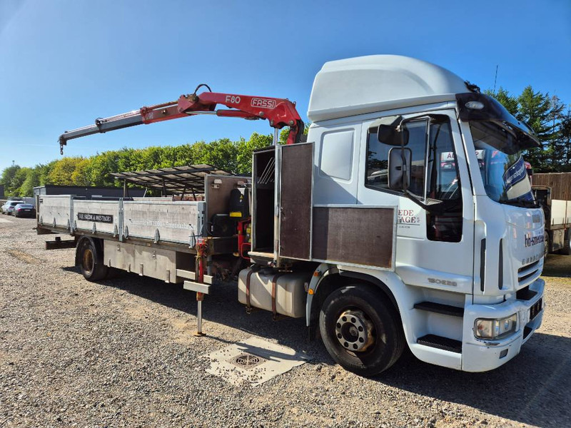 Iveco 150E 28 / Fassi F80A Reach 12.4M / New body - Camion grue: photos 1 Iveco 150E 28 / Fassi F80A Reach 12.4M / New body - Camion grue: photos 1
