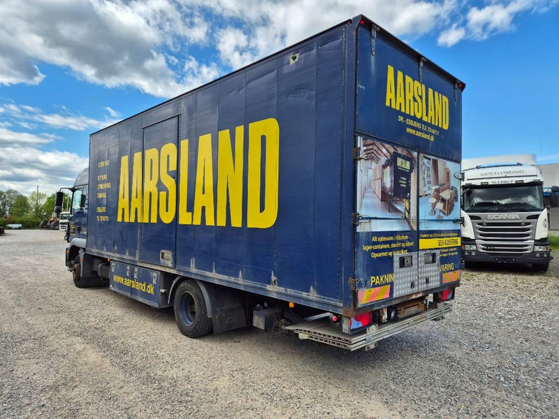 MAN TGM 12.280 // Lift // Sideopening - Camion fourgon: photos 3 MAN TGM 12.280 // Lift // Sideopening - Camion fourgon: photos 3