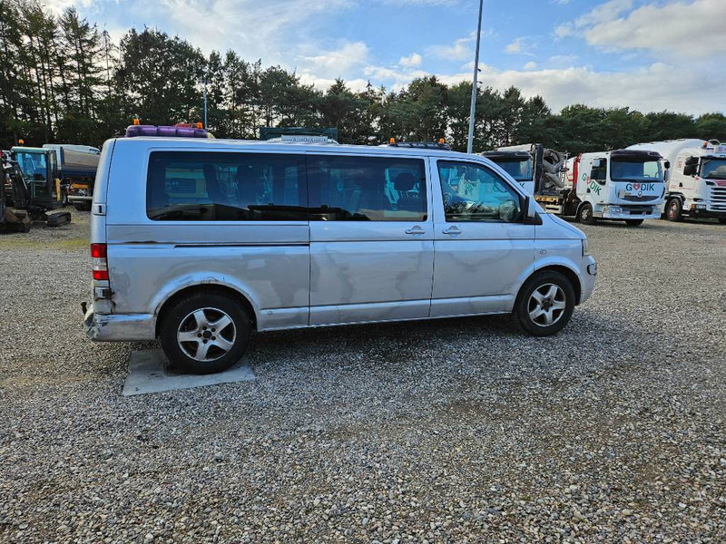 Volkswagen Caravelle 2,5 TDi 130 lang 10prs 5d - Minibus, Transport de personnes: photos 5 Volkswagen Caravelle 2,5 TDi 130 lang 10prs 5d - Minibus, Transport de personnes: photos 5