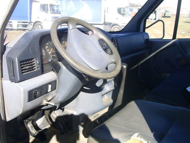 Benne à ordures ménagères Mercedes-Benz 308 DT NG/35/35/C: photos 7 Benne à ordures ménagères Mercedes-Benz 308 DT NG/35/35/C: photos 7