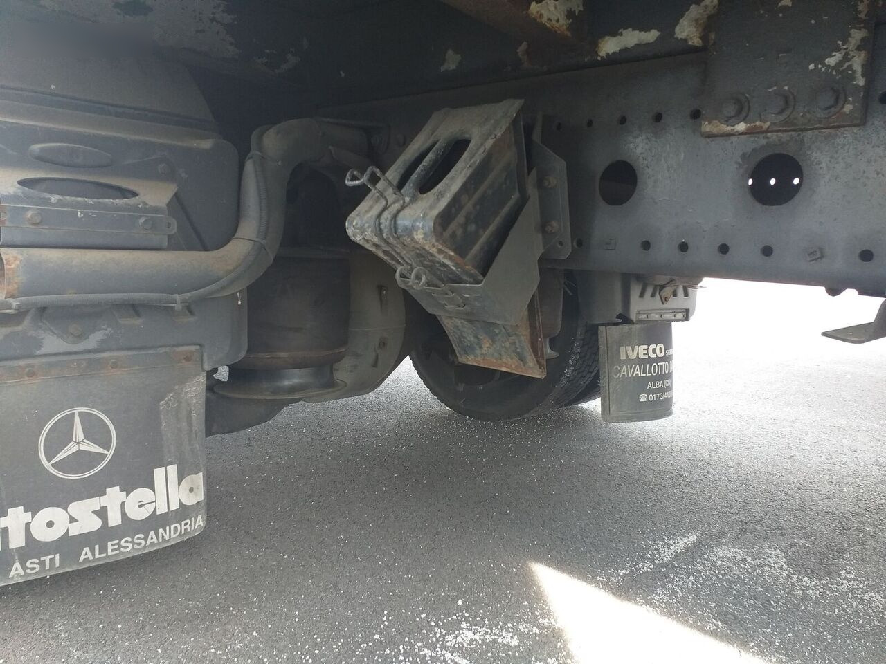 Mercedes-Benz ATEGO 12.28 - Camion à rideaux coulissants: photos 4 Mercedes-Benz ATEGO 12.28 - Camion à rideaux coulissants: photos 4