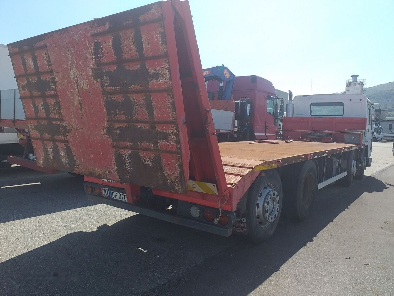 Camion plateau Volvo FL 10.320: photos 6