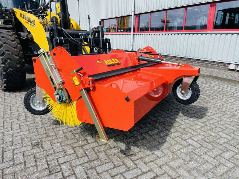ADLER K750-270 Veegmachine - Balayeuse de voirie: photos 3 ADLER K750-270 Veegmachine - Balayeuse de voirie: photos 3