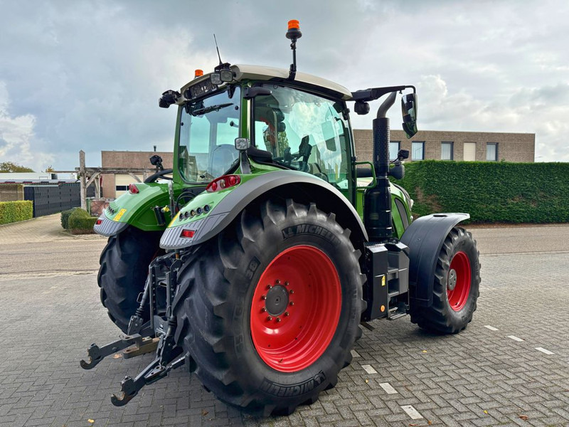 Fendt 720 S4 Vario Profi Plus - Tracteur agricole: photos 3 Fendt 720 S4 Vario Profi Plus - Tracteur agricole: photos 3