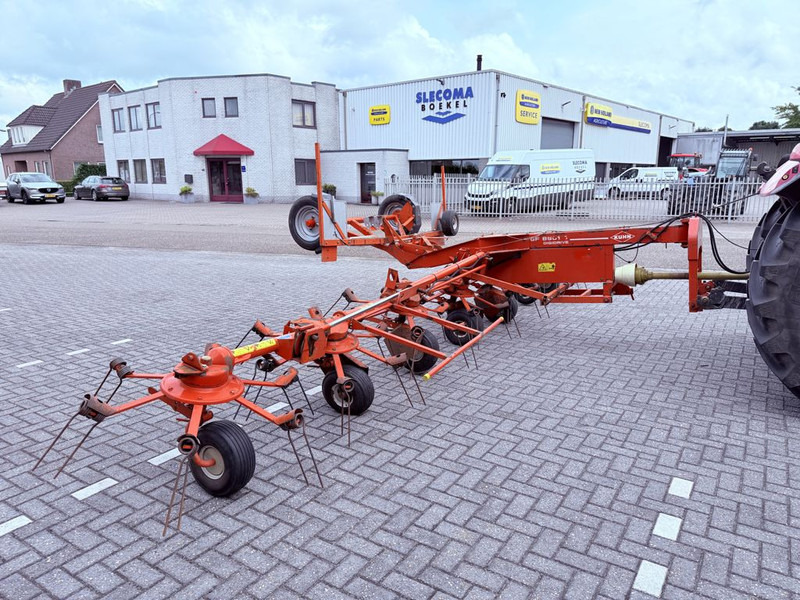 Faneuse Kuhn GF8501 T: photos 11 Faneuse Kuhn GF8501 T: photos 11