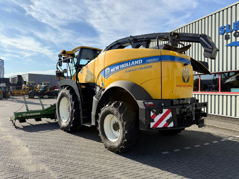 New Holland FR550 Forage Cruiser + Krone Easycollect - Ensileuse: photos 3 New Holland FR550 Forage Cruiser + Krone Easycollect - Ensileuse: photos 3
