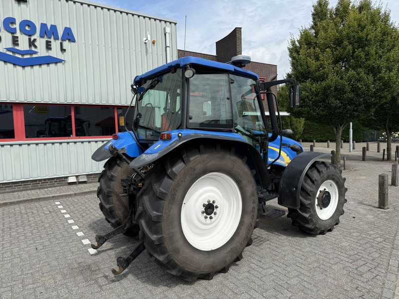 New Holland T5040 CAB + GPS - Tracteur agricole: photos 3 New Holland T5040 CAB + GPS - Tracteur agricole: photos 3