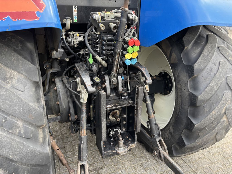Tracteur agricole New Holland T6080 Power Command: photos 10