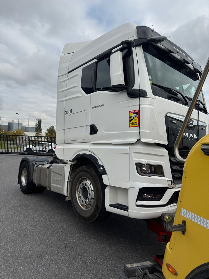MAN TGX 18.520 - Tracteur routier: photos 2 MAN TGX 18.520 - Tracteur routier: photos 2