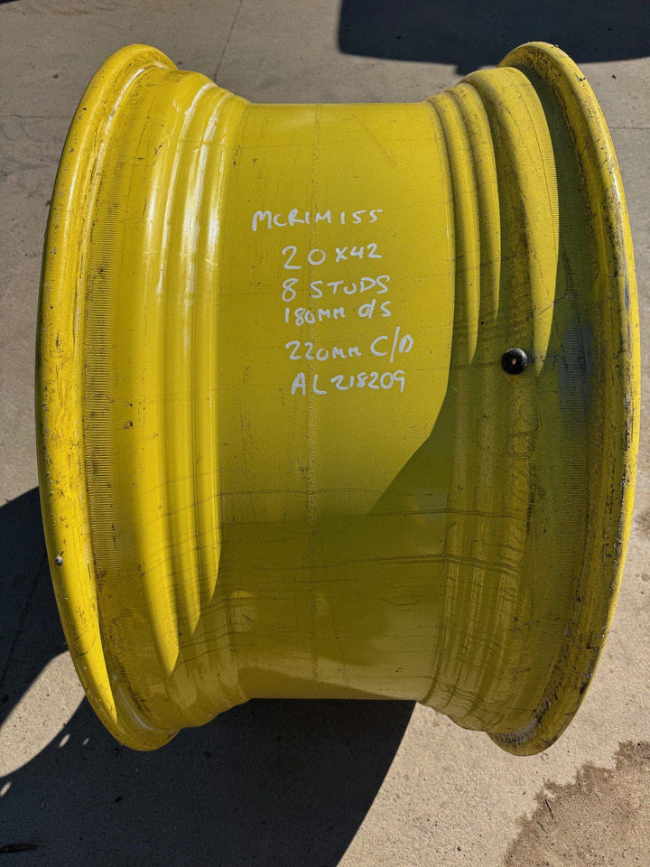 20X42 Used John Deere Rim - Jante pour Machine agricole: photos 2 20X42 Used John Deere Rim - Jante pour Machine agricole: photos 2