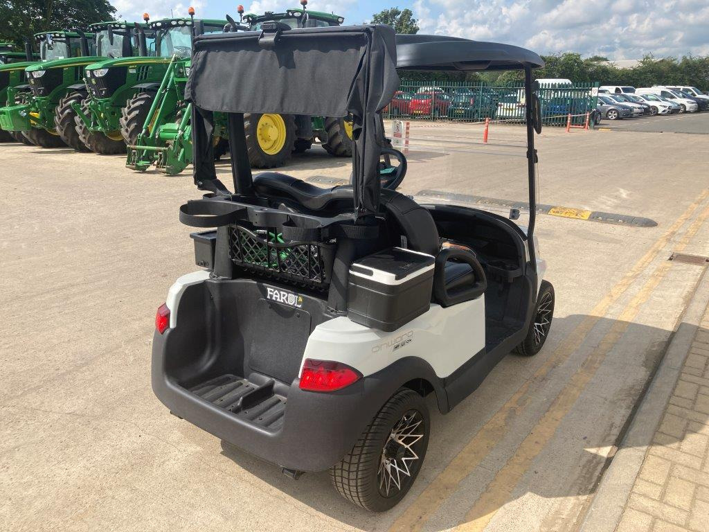 Club Car Onward 2 Golf Buggy - Voiturette de golf: photos 5 Club Car Onward 2 Golf Buggy - Voiturette de golf: photos 5