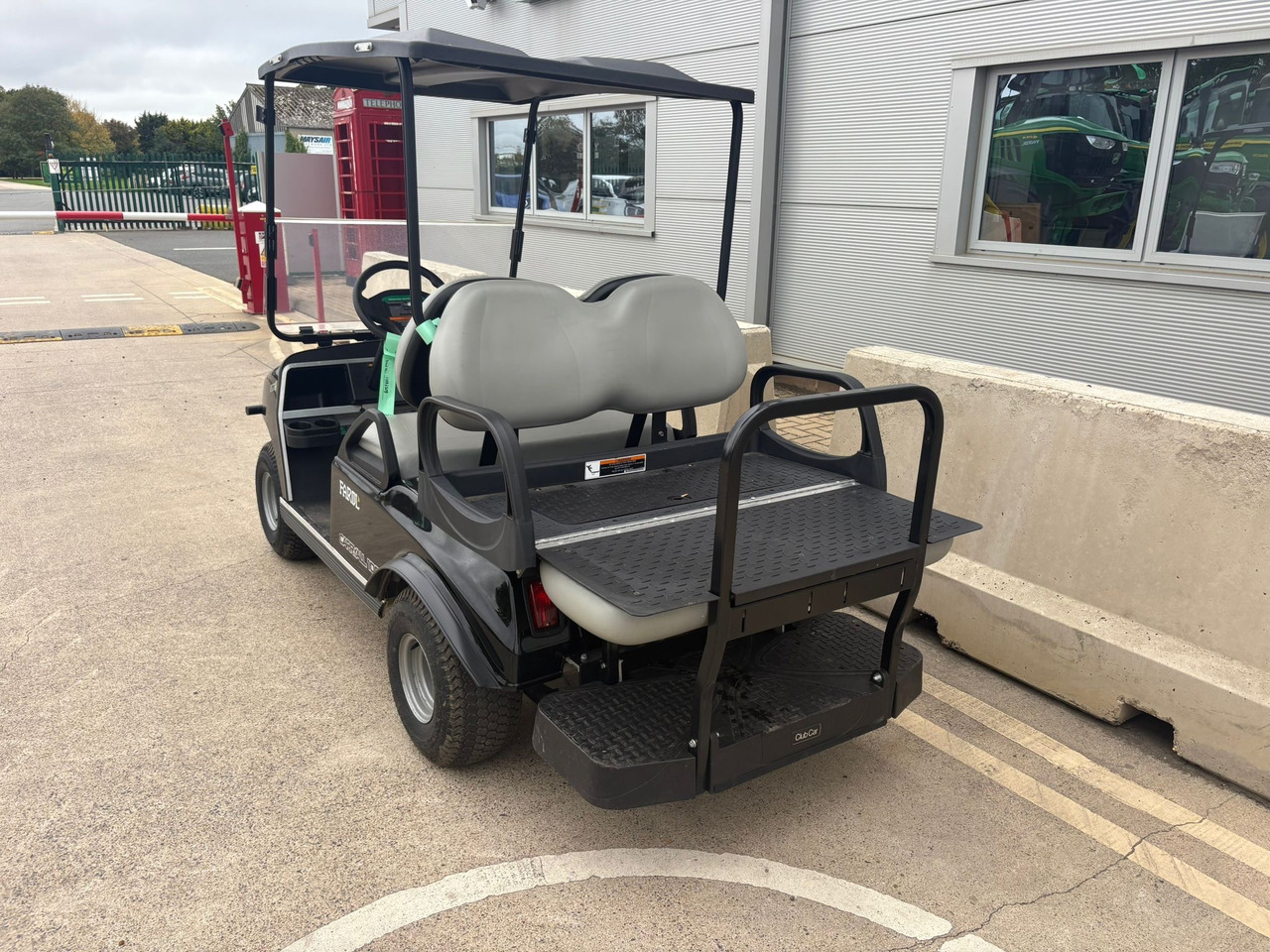 Clubcar Carryall 100 4 seater utility buggy - Voiturette de golf: photos 2 Clubcar Carryall 100 4 seater utility buggy - Voiturette de golf: photos 2