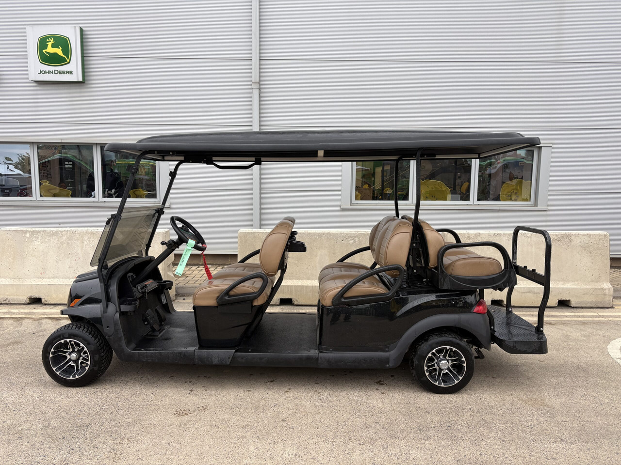 Clubcar Onward 6 seater buggy - Voiturette de golf: photos 1 Clubcar Onward 6 seater buggy - Voiturette de golf: photos 1
