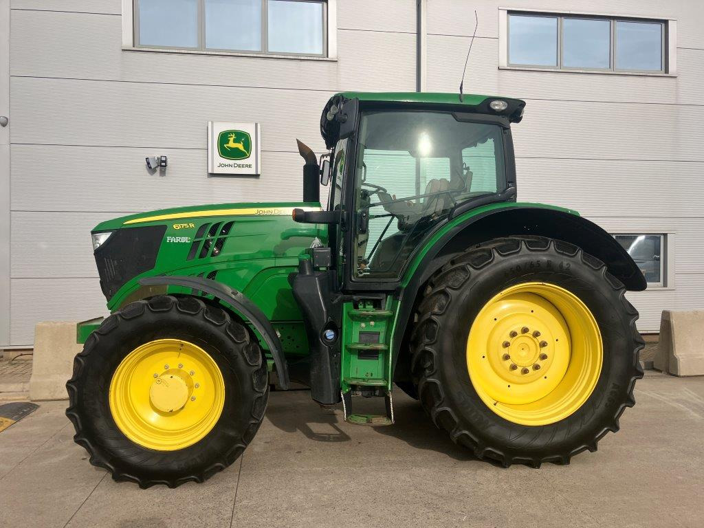 John Deere 6175R - Tracteur agricole: photos 2 John Deere 6175R - Tracteur agricole: photos 2