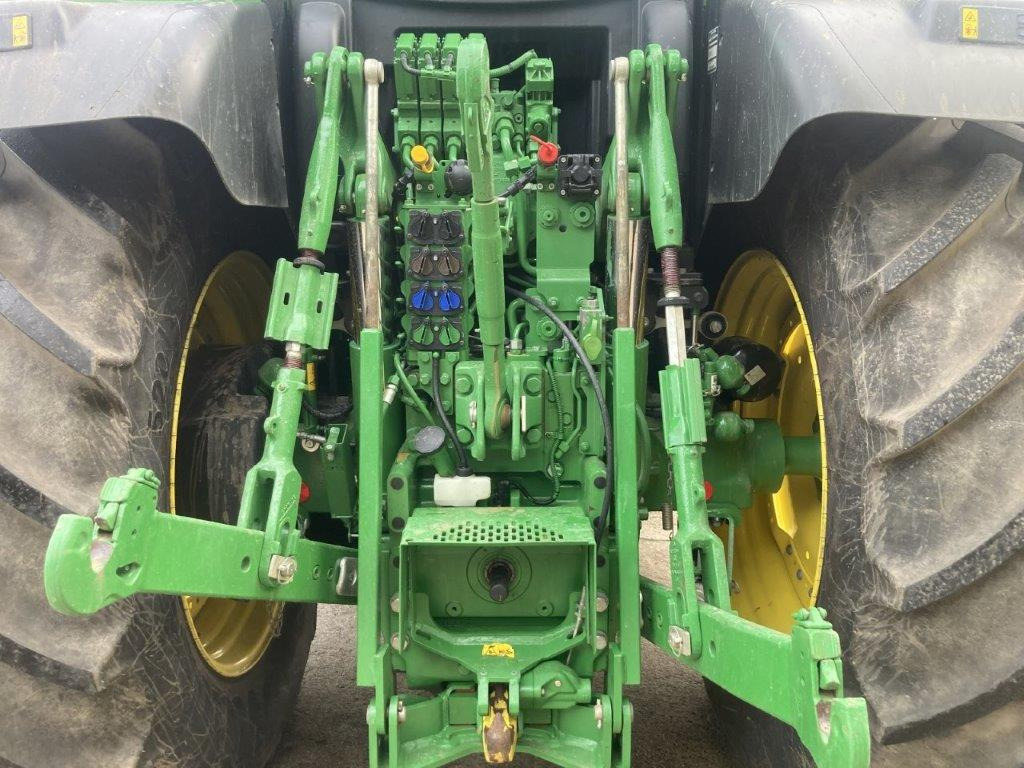 John Deere 6R 215 - Tracteur agricole: photos 5 John Deere 6R 215 - Tracteur agricole: photos 5