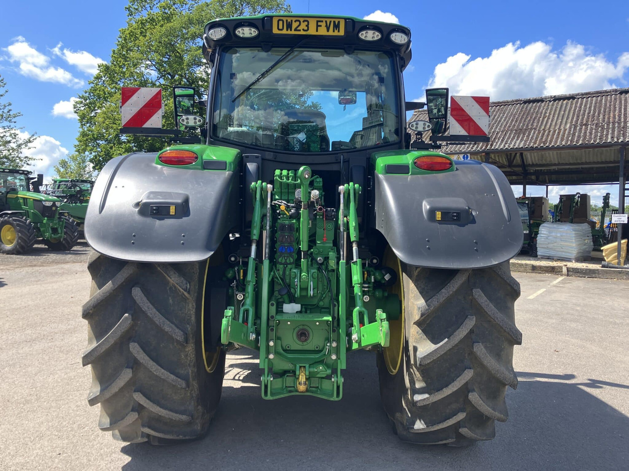 John Deere 6R 215 - Tracteur agricole: photos 4 John Deere 6R 215 - Tracteur agricole: photos 4