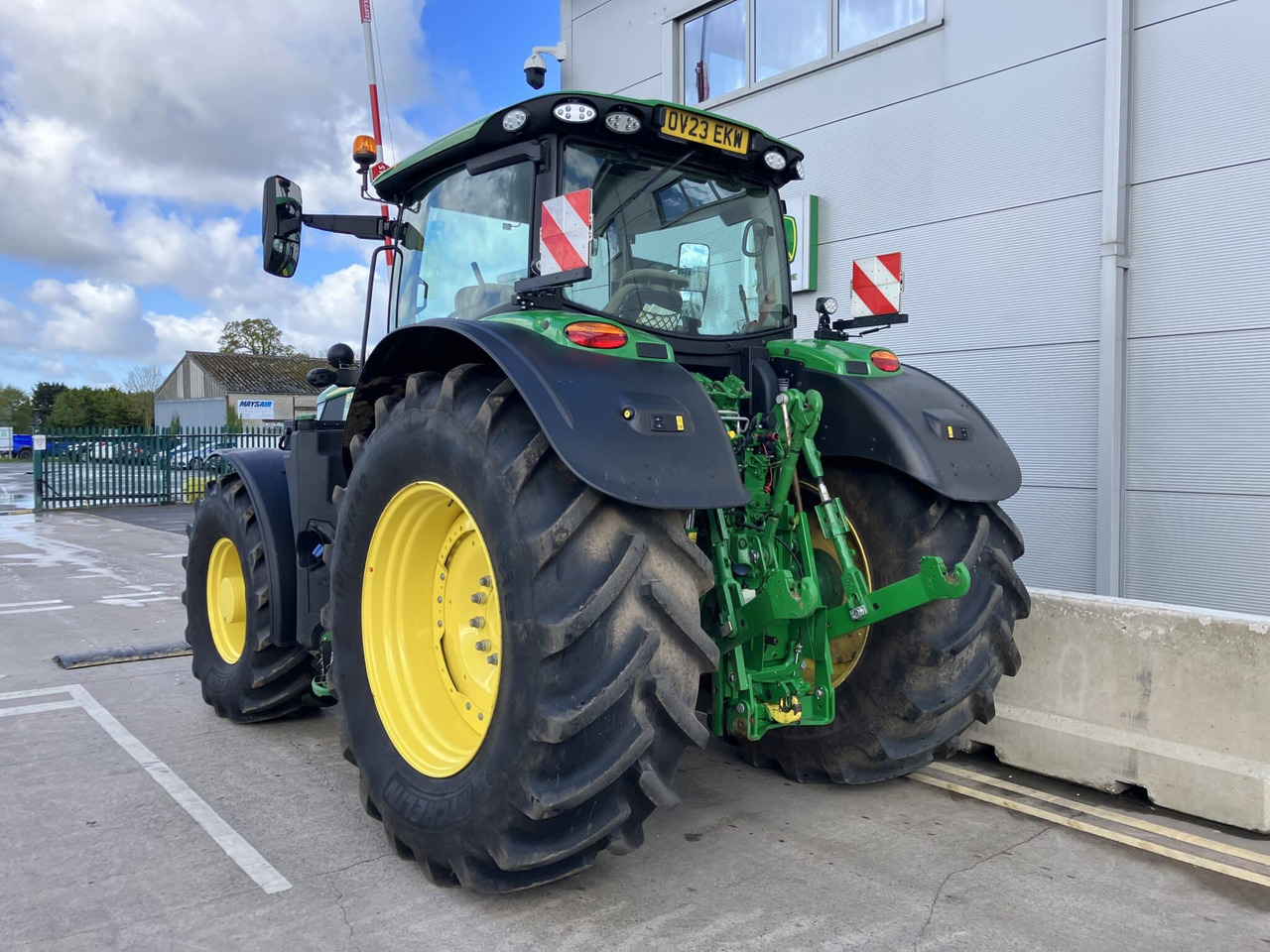 John Deere 6R 215 - Tracteur agricole: photos 3 John Deere 6R 215 - Tracteur agricole: photos 3