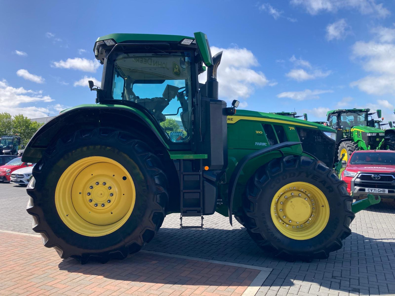 John Deere 7R 310 - Tracteur agricole: photos 2 John Deere 7R 310 - Tracteur agricole: photos 2