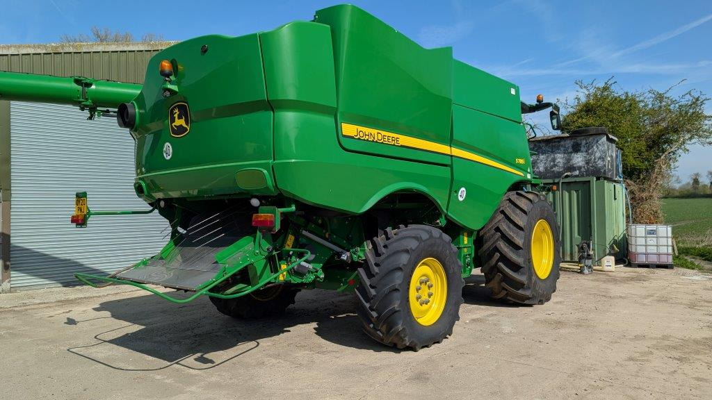 John Deere S785 - Moissonneuse-batteuse: photos 3 John Deere S785 - Moissonneuse-batteuse: photos 3