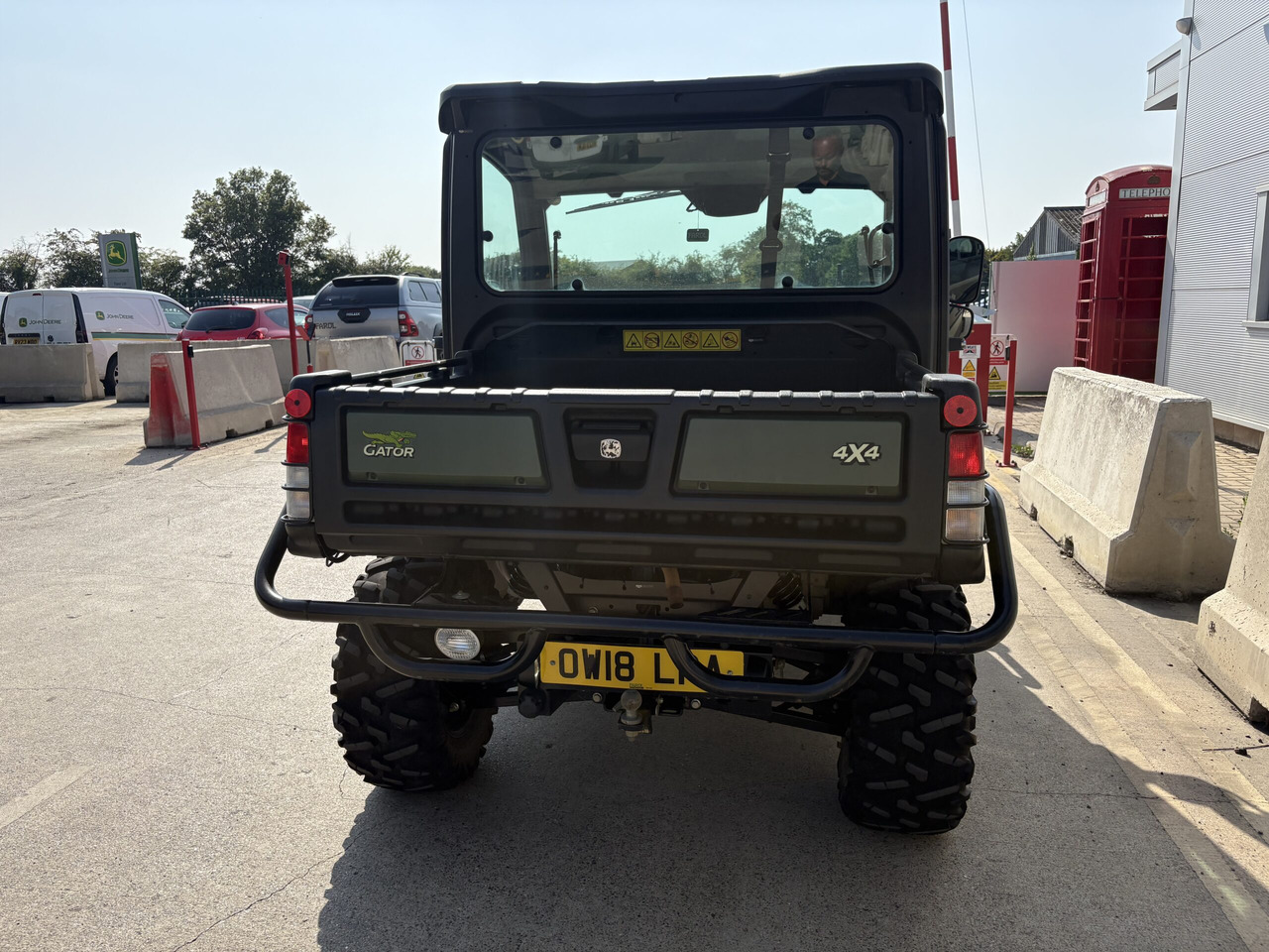 John Deere XUV865M Gator - Quadricycle: photos 4 John Deere XUV865M Gator - Quadricycle: photos 4