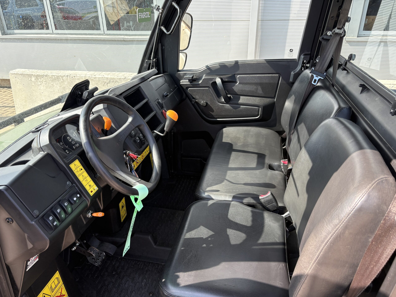 John Deere XUV865M Gator - Quadricycle: photos 5 John Deere XUV865M Gator - Quadricycle: photos 5