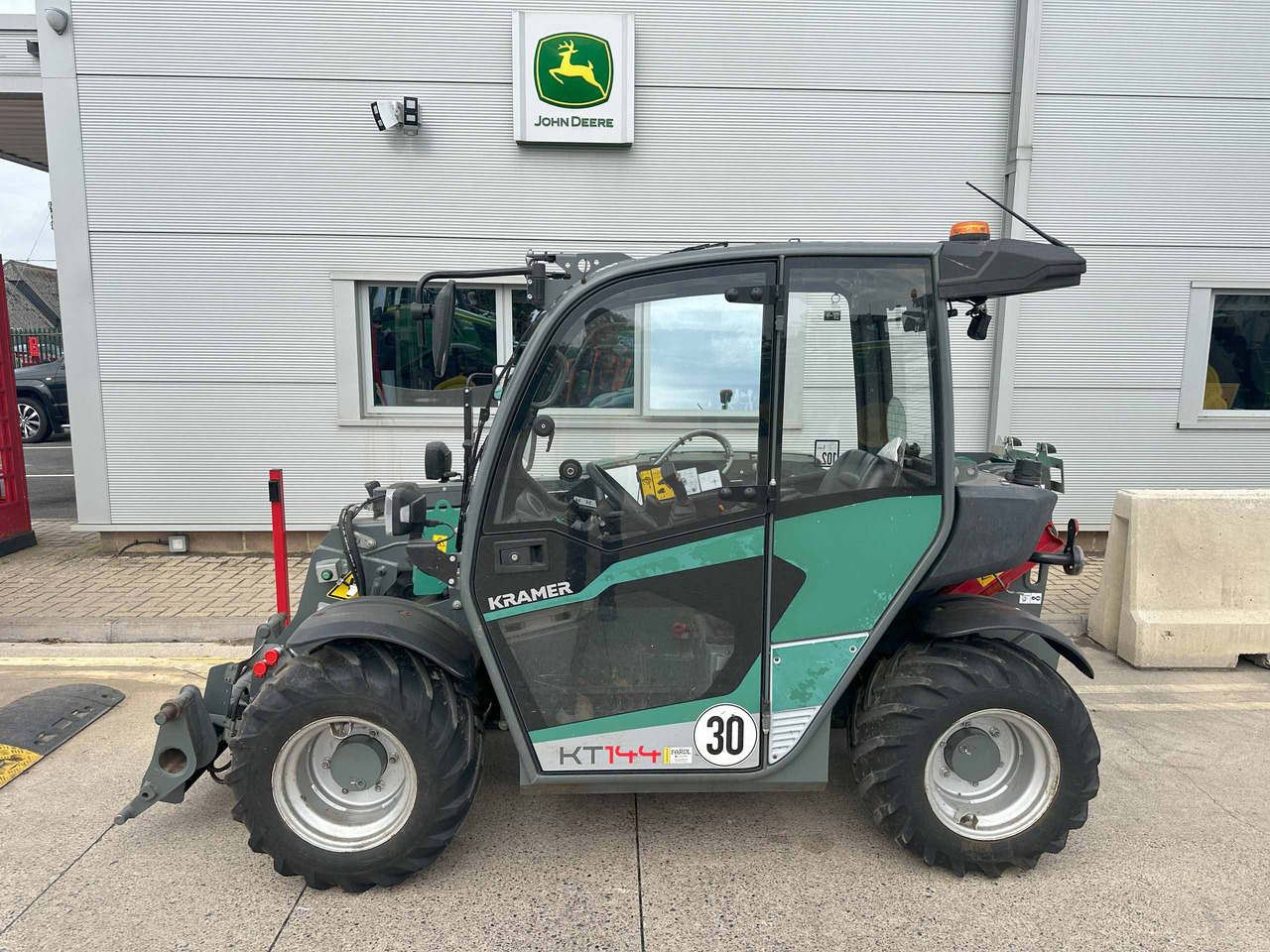 Kramer KT144 - Chariot télescopique: photos 3 Kramer KT144 - Chariot télescopique: photos 3