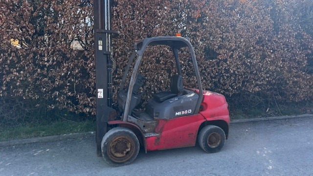 MANITOU MI30D - Chariot élévateur diesel: photos 3 MANITOU MI30D - Chariot élévateur diesel: photos 3