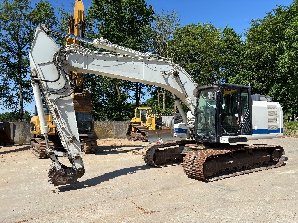 CAT 320E - Pelle sur chenille: photos 1 CAT 320E - Pelle sur chenille: photos 1