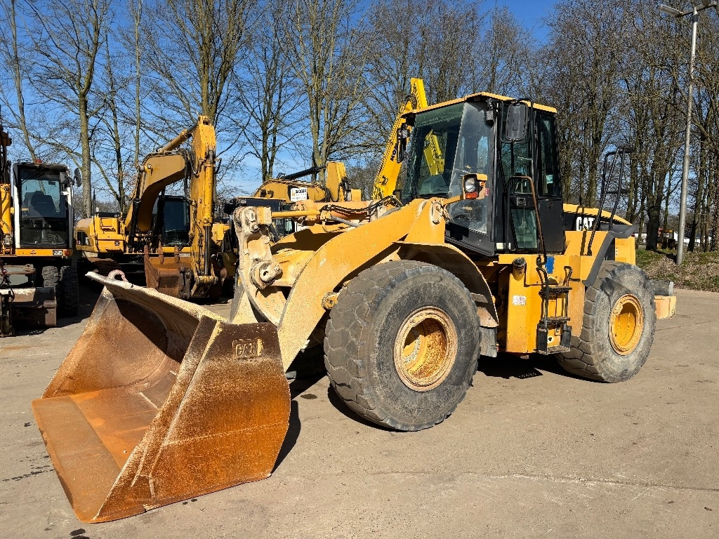 CAT 950 G - Chargeuse sur pneus: photos 1 CAT 950 G - Chargeuse sur pneus: photos 1