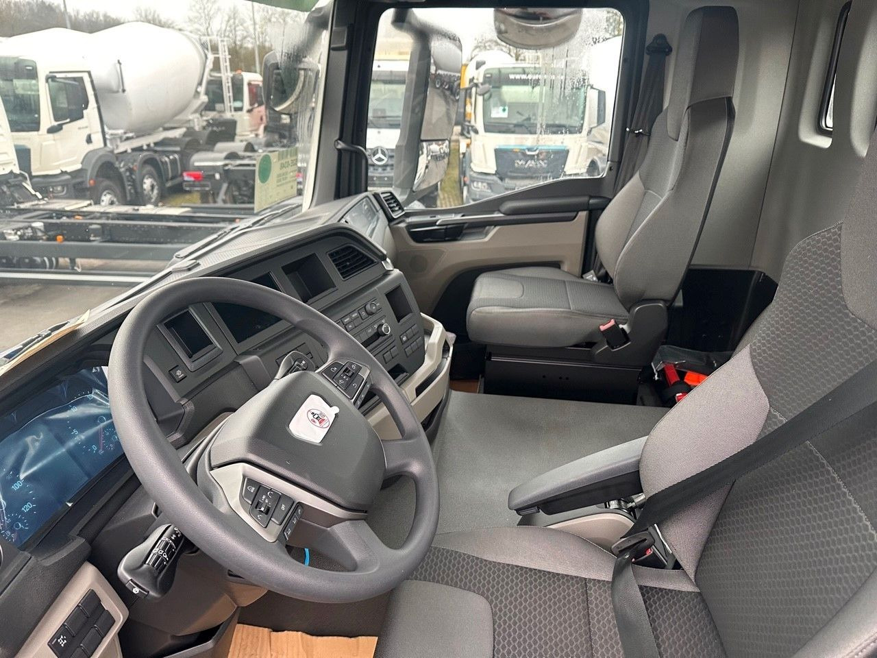 MAN TGS 18.400 4x4 Euro 6e Hyva Absetzkipper - Camion benne, Camion grue: photos 4 MAN TGS 18.400 4x4 Euro 6e Hyva Absetzkipper - Camion benne, Camion grue: photos 4