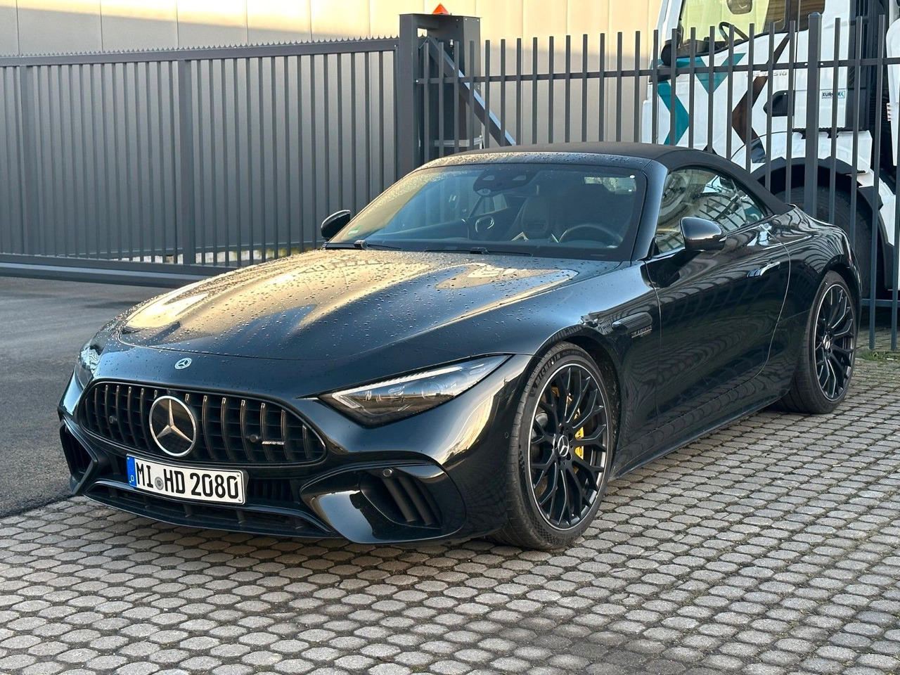 Mercedes-Benz SL 63 AMG Mercedes-AMG SL 63 4MATIC+ - Voiture: photos 1 Mercedes-Benz SL 63 AMG Mercedes-AMG SL 63 4MATIC+ - Voiture: photos 1