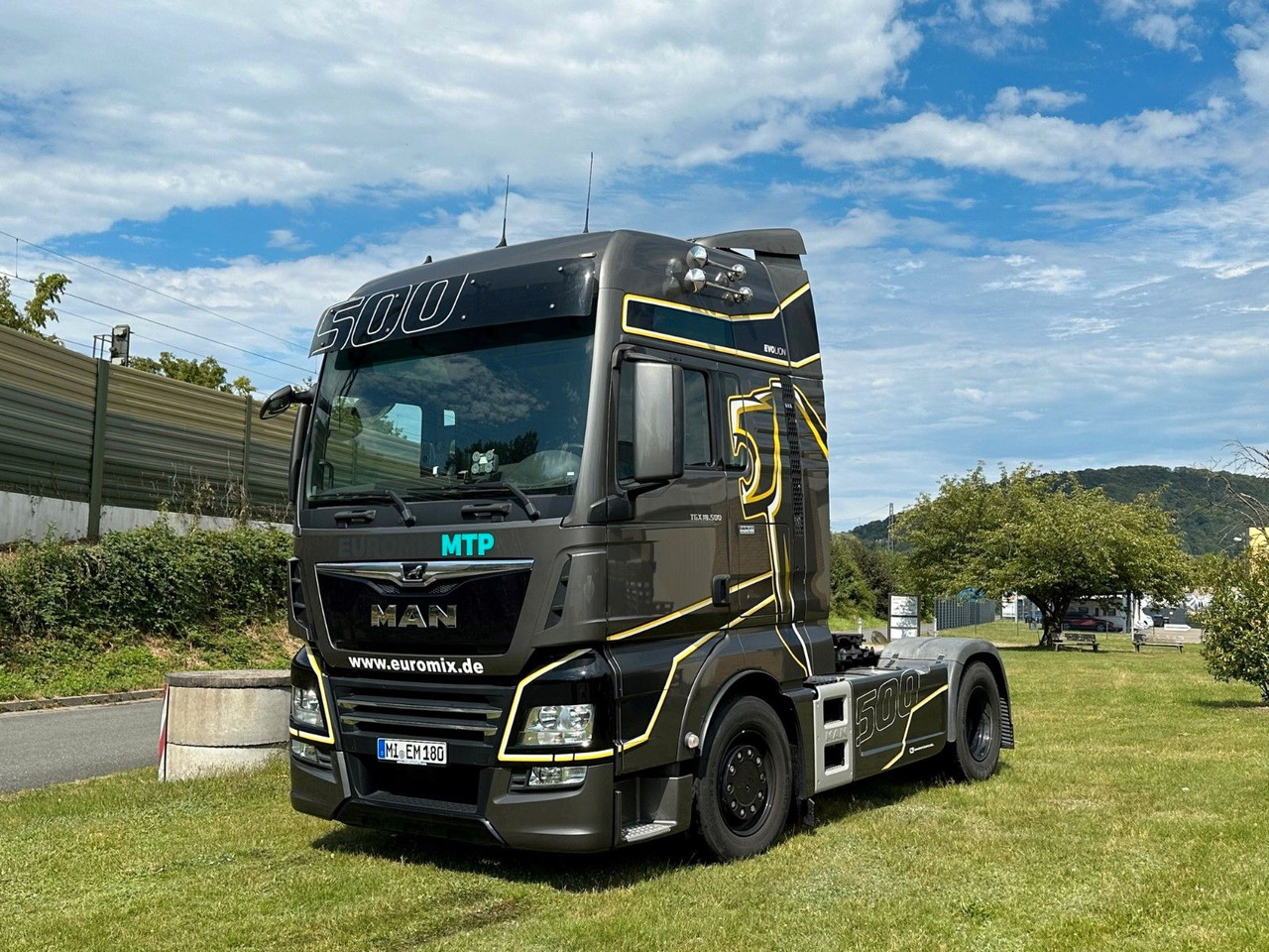 MAN TGX 18.500 EVO LION VOLL AUSSTATUNG - Tracteur routier: photos 1 MAN TGX 18.500 EVO LION VOLL AUSSTATUNG - Tracteur routier: photos 1