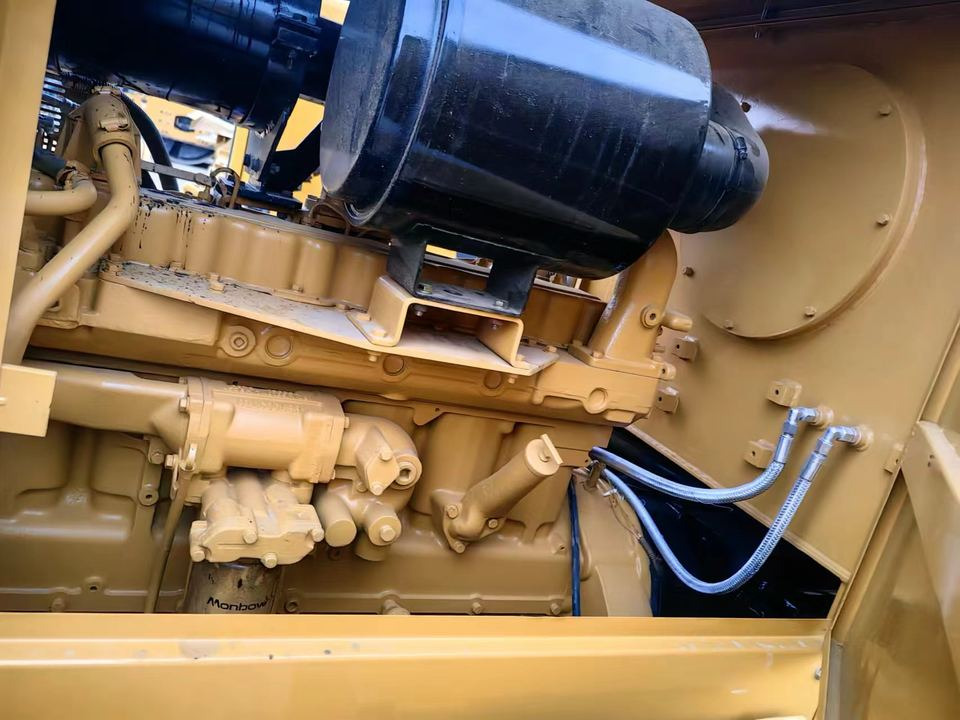 CAT 140H Grader Used Second Hand Good Condition for Sale From Janpan - Niveleuse: photos 5 CAT 140H Grader Used Second Hand Good Condition for Sale From Janpan - Niveleuse: photos 5