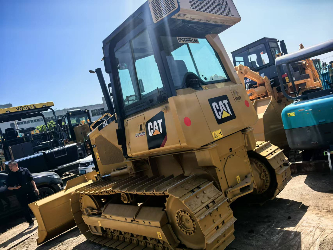 CATERPILLAR D5K - Bulldozer: photos 3 CATERPILLAR D5K - Bulldozer: photos 3