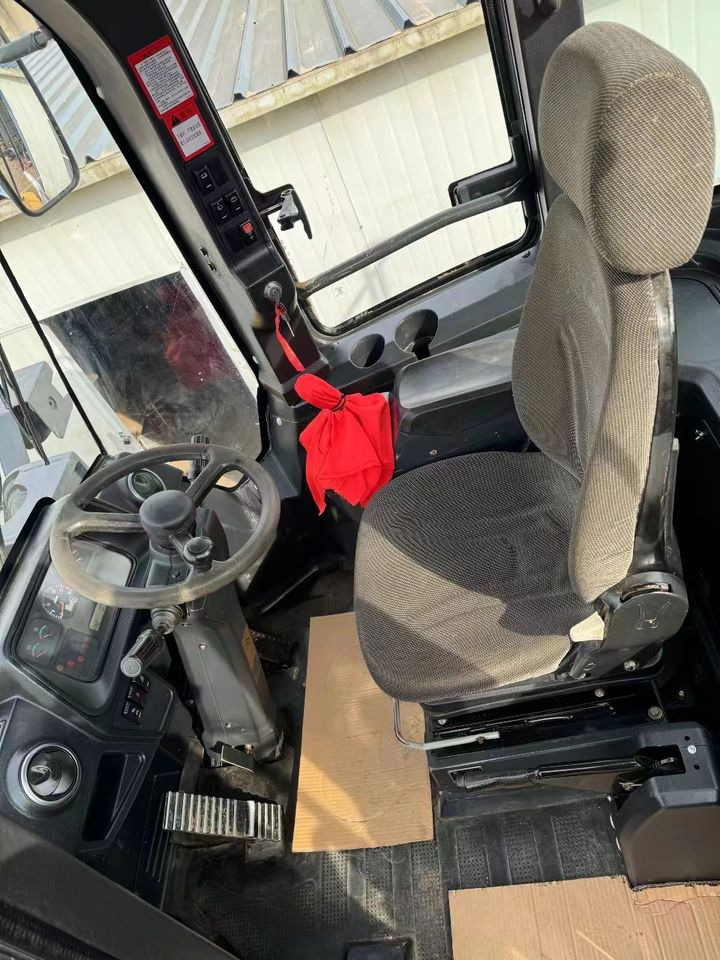 China LiuGong 862H 856H China Construction Equipment USED CLG862H CLG856H Wheel Loader 2022 - Chargeuse sur pneus: photos 5 China LiuGong 862H 856H China Construction Equipment USED CLG862H CLG856H Wheel Loader 2022 - Chargeuse sur pneus: photos 5