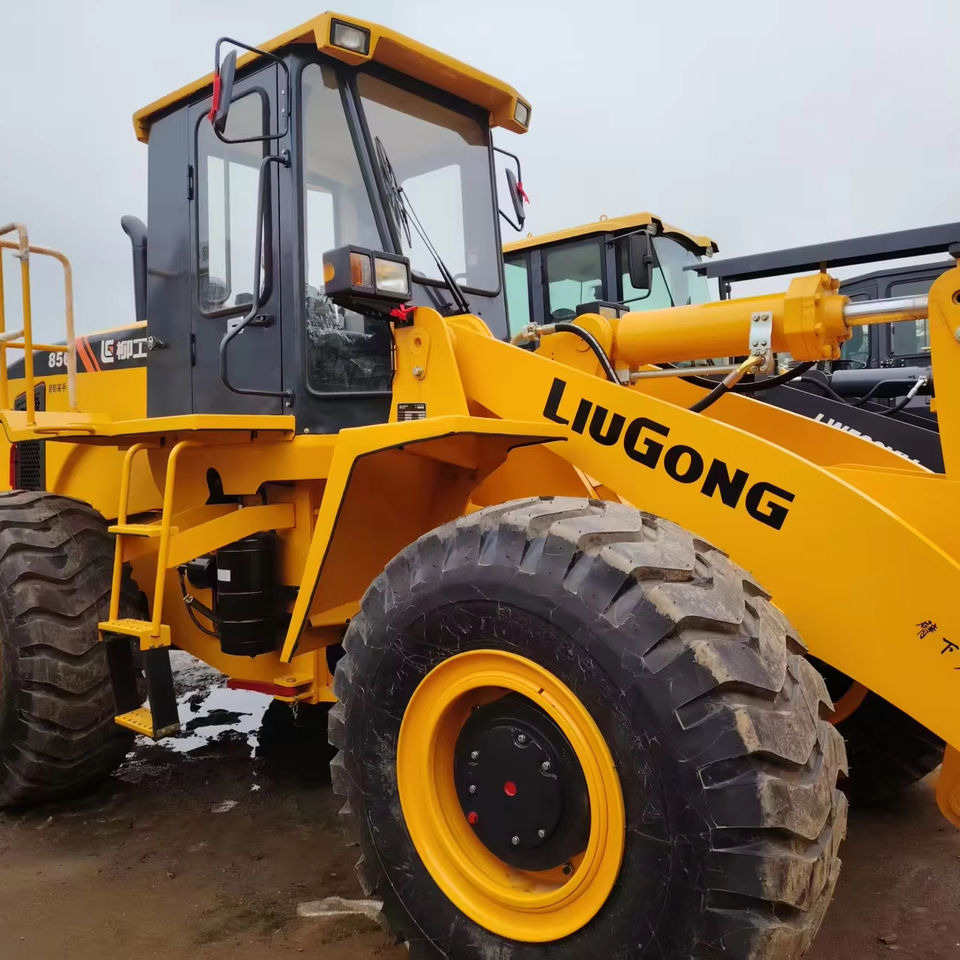 Good Condition 835 836 856 856H 862 856H Liugong 2023 Year Used 5tons Wheel Loader Second Hand Front End Loader - Chargeuse sur pneus: photos 1 Good Condition 835 836 856 856H 862 856H Liugong 2023 Year Used 5tons Wheel Loader Second Hand Front End Loader - Chargeuse sur pneus: photos 1