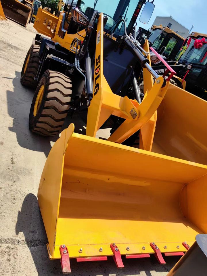 High Quality Used SDLG LG920 Loader Mini Loader 3 Ton Construction Machinery Hot Sale SDLG Loader - Chargeuse sur pneus: photos 3 High Quality Used SDLG LG920 Loader Mini Loader 3 Ton Construction Machinery Hot Sale SDLG Loader - Chargeuse sur pneus: photos 3