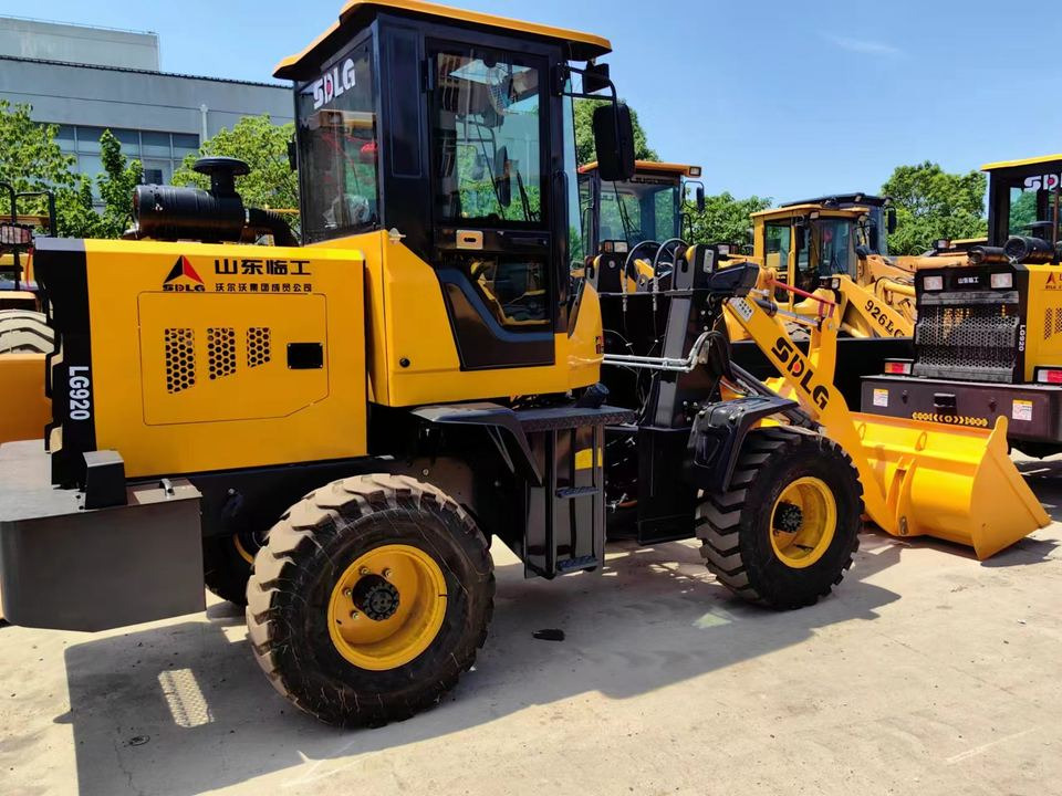 High Quality Used SDLG LG920 Loader Mini Loader 3 Ton Construction Machinery Hot Sale SDLG Loader - Chargeuse sur pneus: photos 2 High Quality Used SDLG LG920 Loader Mini Loader 3 Ton Construction Machinery Hot Sale SDLG Loader - Chargeuse sur pneus: photos 2