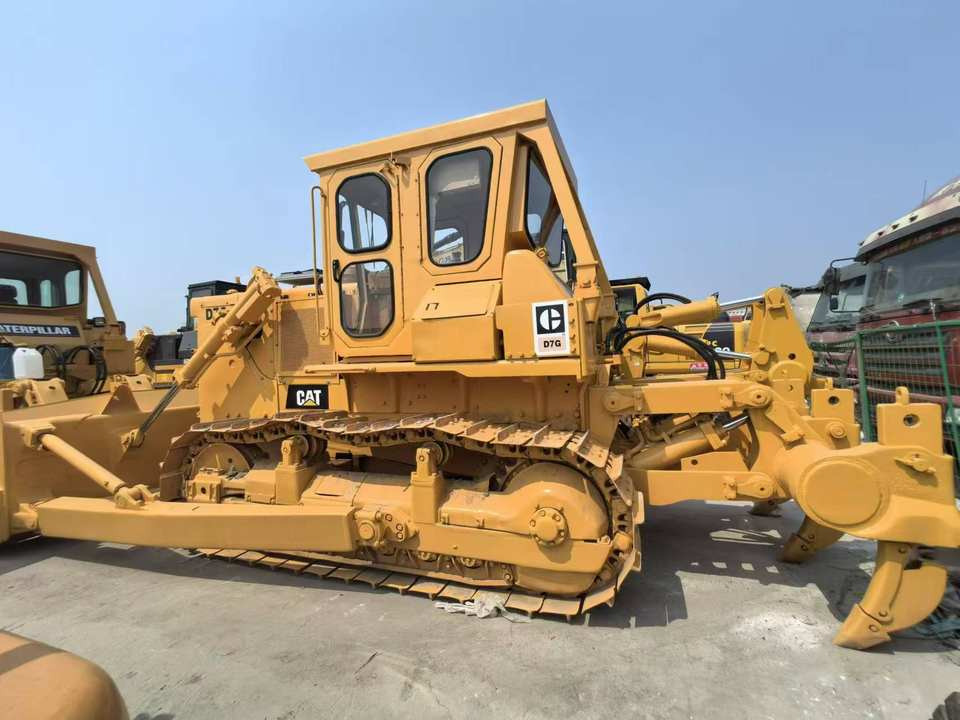 Hot Sale Used CAT Bulldozer D7G in Good Condition Second-hand Caterpillar Bulldozer D7G Construction Machinery - Bulldozer: photos 5 Hot Sale Used CAT Bulldozer D7G in Good Condition Second-hand Caterpillar Bulldozer D7G Construction Machinery - Bulldozer: photos 5
