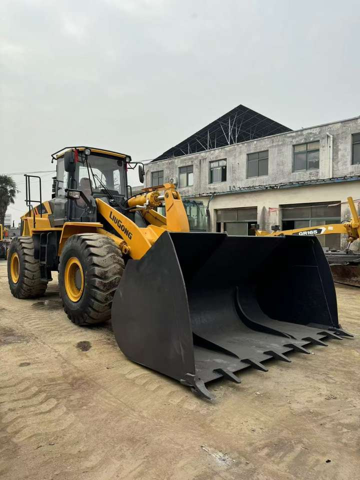 LIUGONG 862H Front Wheel Loader China Brand Construction Equipment LIUGONG 870 862H Loaders - Chargeuse sur pneus: photos 3 LIUGONG 862H Front Wheel Loader China Brand Construction Equipment LIUGONG 870 862H Loaders - Chargeuse sur pneus: photos 3