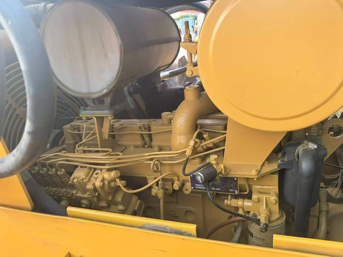 Bulldozer SHANTUI SD13: photos 7 Bulldozer SHANTUI SD13: photos 7