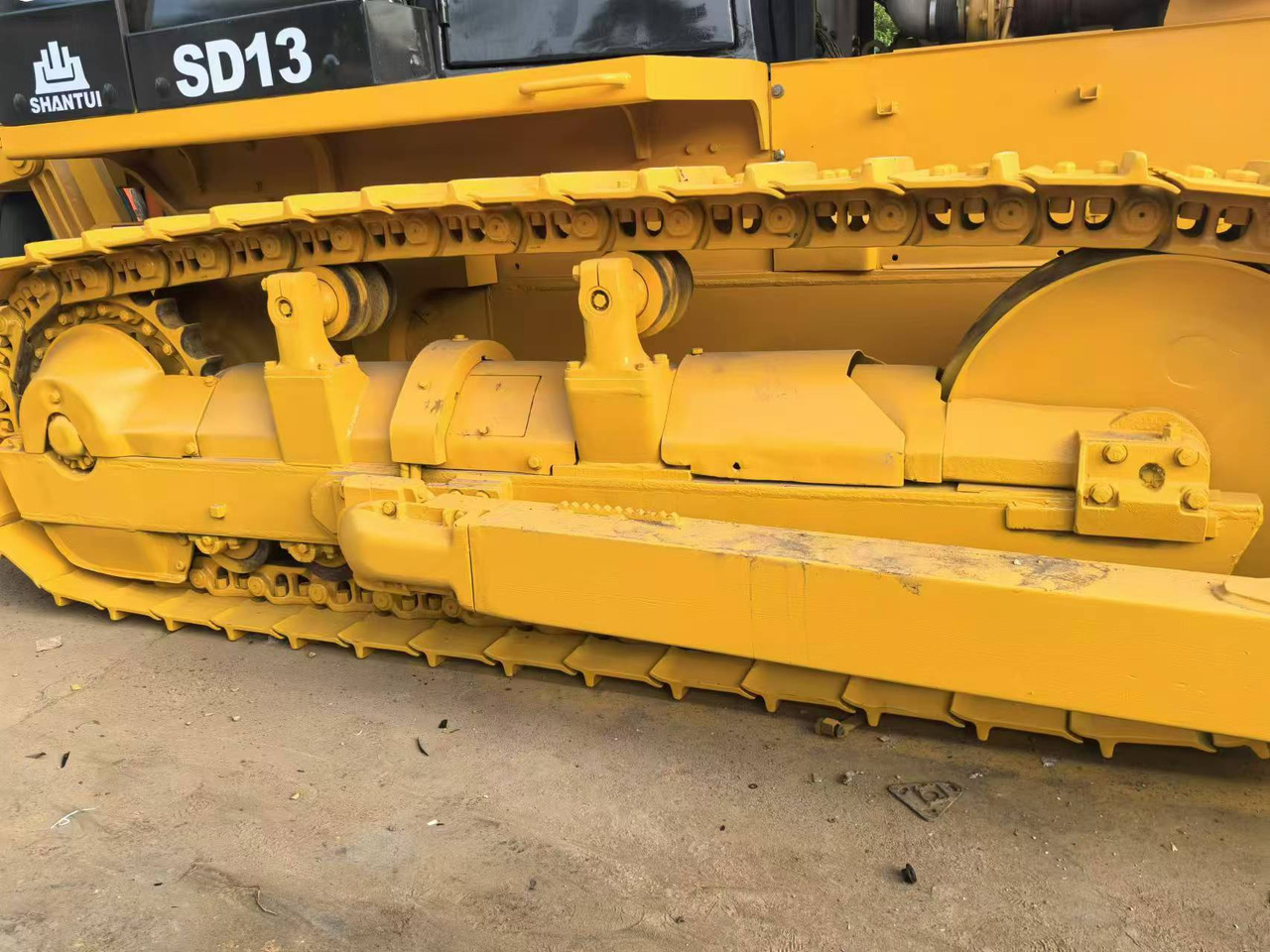 Bulldozer SHANTUI SD13: photos 6 Bulldozer SHANTUI SD13: photos 6