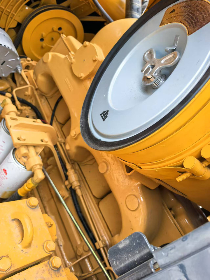 Bulldozer SHANTUI SD22: photos 6