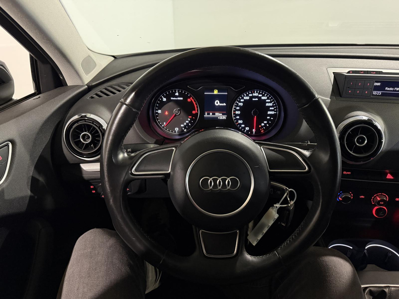 Audi | A3 Limousine | 1.6 TDI Ambition Pro Line Plus | 2014 | 271.612 km | GG798Z | Onlogisch - Berline: photos 3 Audi | A3 Limousine | 1.6 TDI Ambition Pro Line Plus | 2014 | 271.612 km | GG798Z | Onlogisch - Berline: photos 3