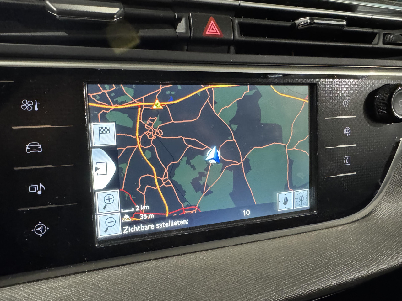 Citroen Grand C4 Picasso 1.6 THP Business 7P | 2014 | 143.151 km | 6-ZDX-65 - Voiture: photos 5 Citroen Grand C4 Picasso 1.6 THP Business 7P | 2014 | 143.151 km | 6-ZDX-65 - Voiture: photos 5
