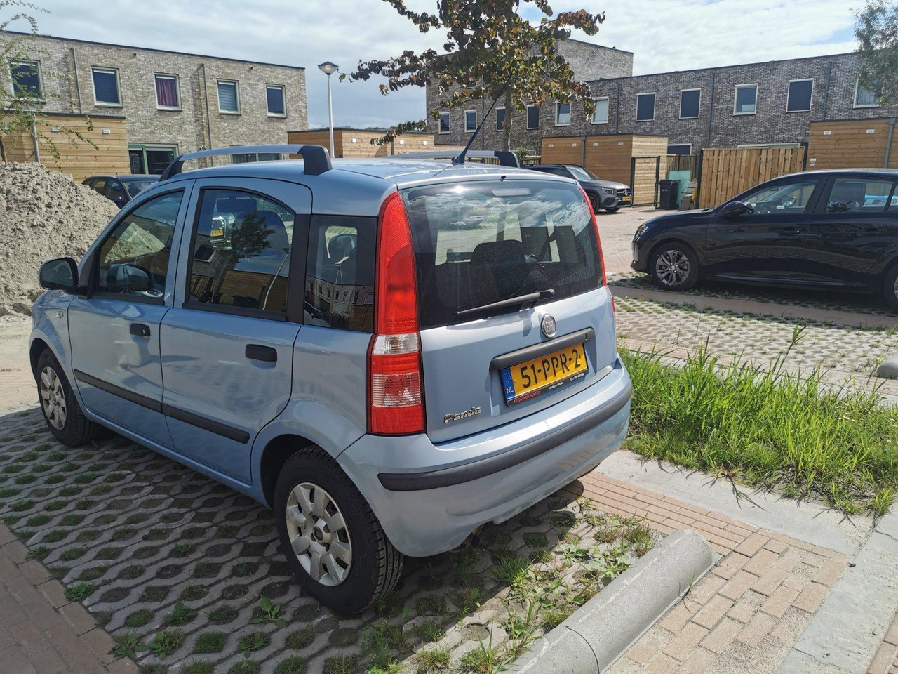 Fiat Panda | 1.2 Edizione Cool | 2011 | 173.964 | 51-PPR-2 - Voiture à hayon: photos 3 Fiat Panda | 1.2 Edizione Cool | 2011 | 173.964 | 51-PPR-2 - Voiture à hayon: photos 3