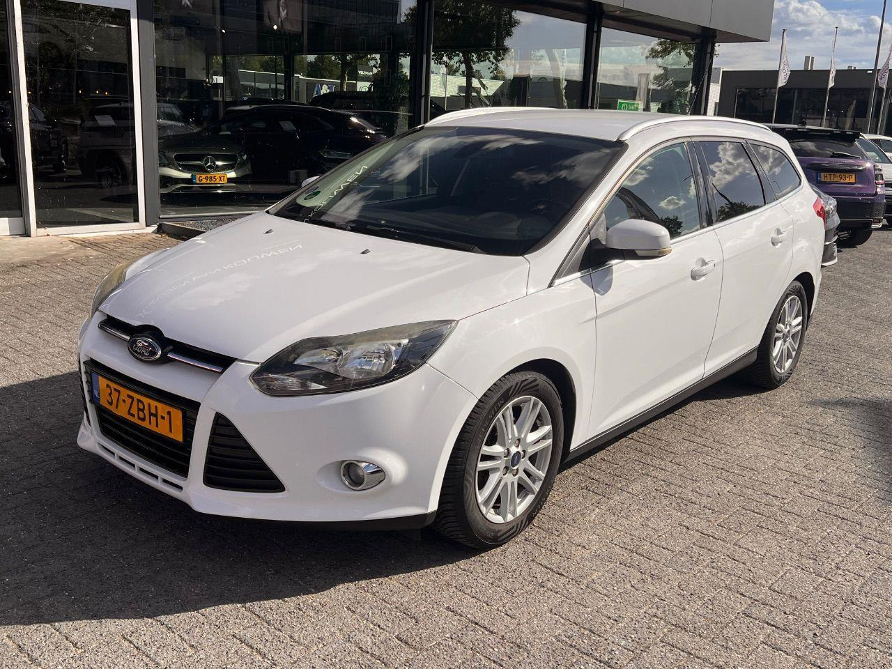 Ford Focus Wagon 1.0 EcoBoost Titanium | 2012 | 164.662 km | 37ZBH1 | NAP: Logisch - Voiture: photos 1 Ford Focus Wagon 1.0 EcoBoost Titanium | 2012 | 164.662 km | 37ZBH1 | NAP: Logisch - Voiture: photos 1