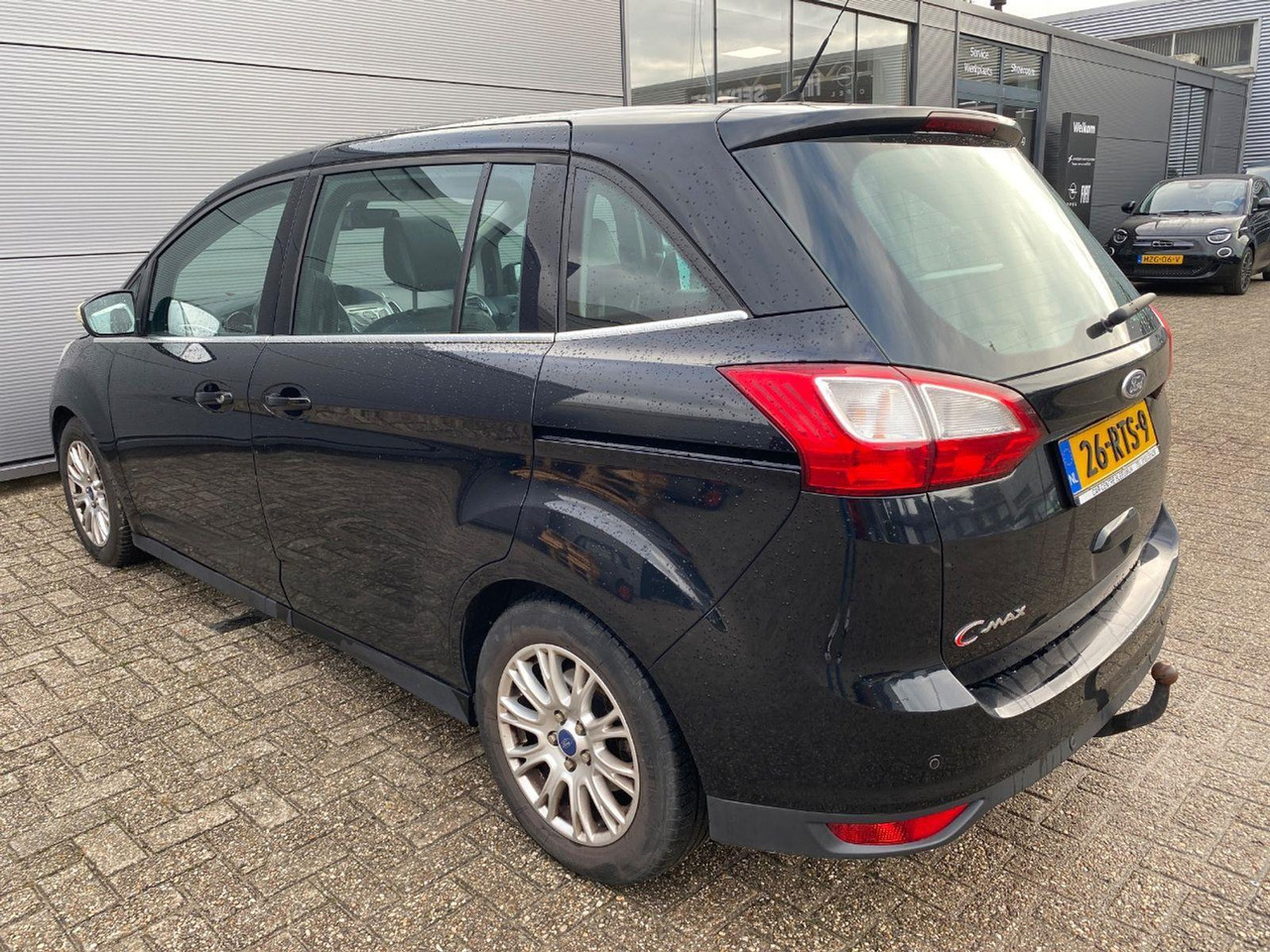 Ford Grand C-Max 1.6 EcoBoost Titanium 7p. | 2011 | 226.405 km | 26RTS9 | NAP: Logisch - Voiture: photos 3 Ford Grand C-Max 1.6 EcoBoost Titanium 7p. | 2011 | 226.405 km | 26RTS9 | NAP: Logisch - Voiture: photos 3