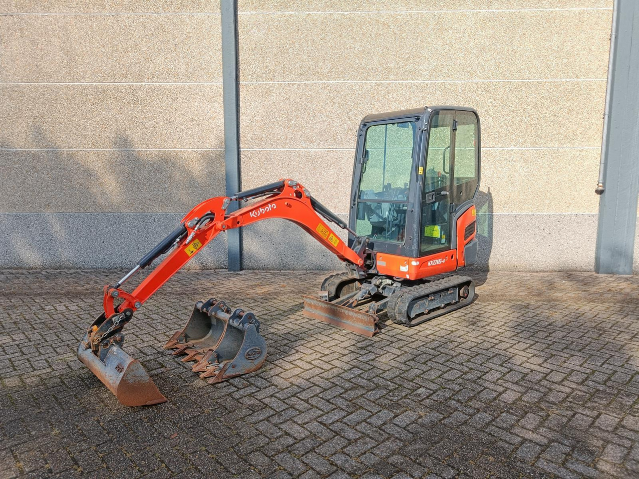 Kubota KX016-4 graver 2021 - Mini pelle: photos 1 Kubota KX016-4 graver 2021 - Mini pelle: photos 1
