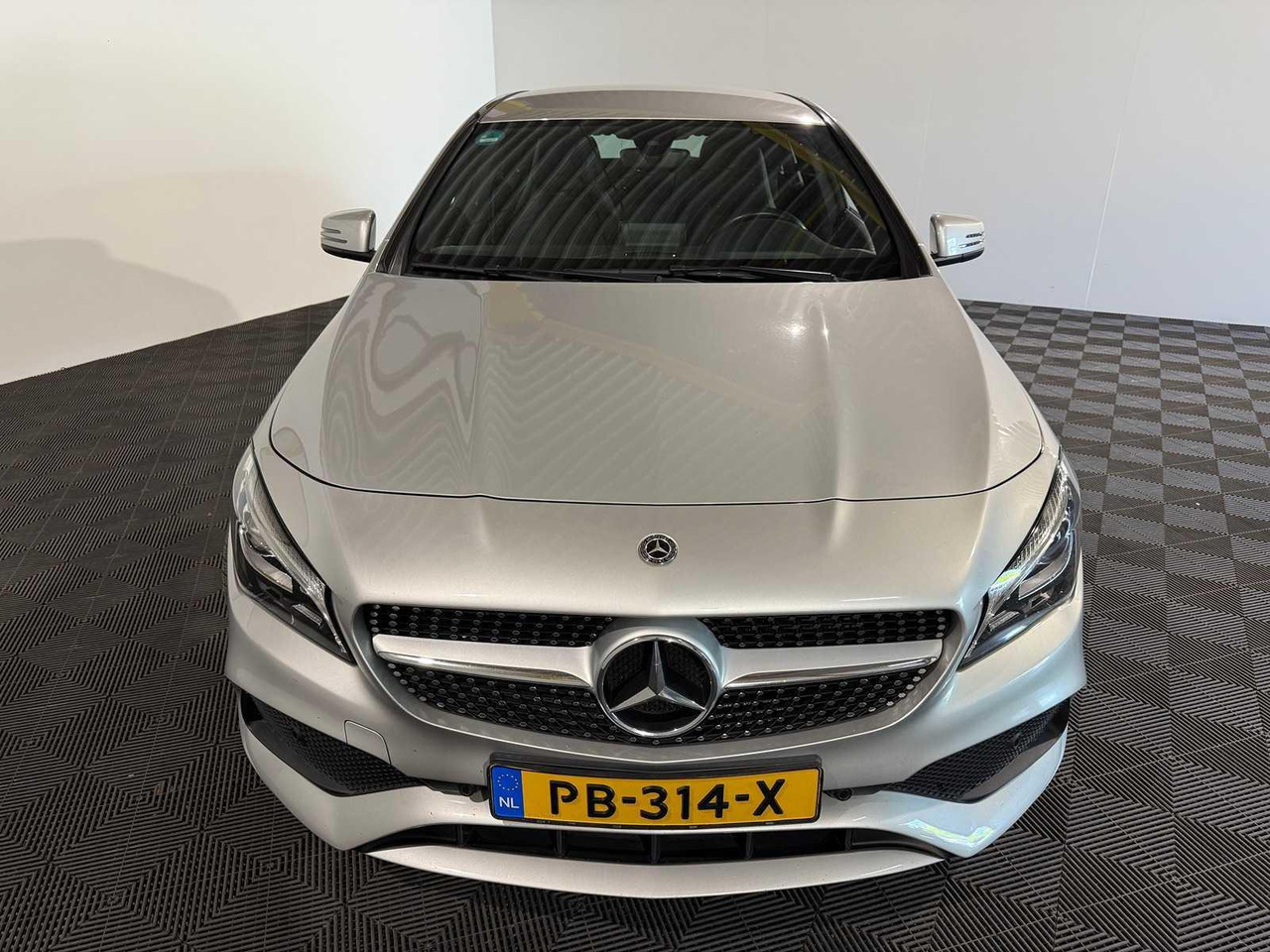 Mercedes-Benz CLA-klasse Shooting Brake 180 d Business Solution AMG | 2017 | 178.913 km | PB-314-X - Voiture: photos 5 Mercedes-Benz CLA-klasse Shooting Brake 180 d Business Solution AMG | 2017 | 178.913 km | PB-314-X - Voiture: photos 5